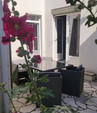 2 Pas De La Sans Vis A Vis *