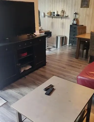 度假居 2 Pas De La Sans Vis A Vis 沙特拉永普拉日